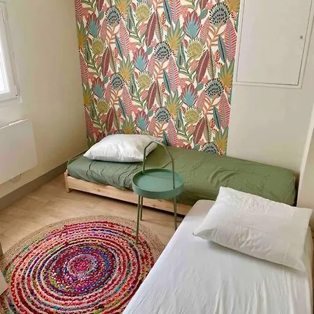 Petite Maison Avec Jardin Au Calme Holiday home Floirac (Gironde)