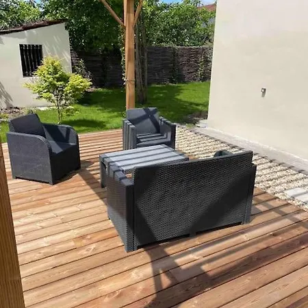 Petite Maison Avec Jardin Au Calme Holiday home