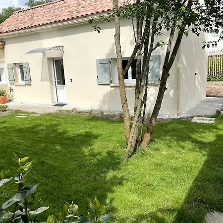 Petite Maison Avec Jardin Au Calme Floirac (Gironde)